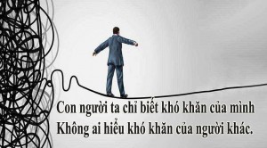 Bạn không hiểu nỗi khổ của tôi thì đừng khuyên tôi độ lượng